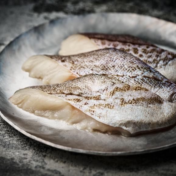 【全国送料無料】遠藤水産 ましお造りの助宗たら 12切(3切×4袋)【しっとり肉厚・骨取済み】02