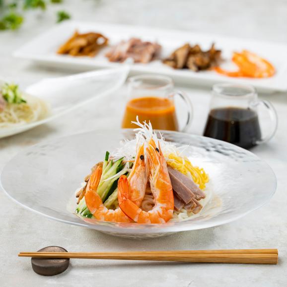 おもてなし冷やし中華「冷麺セット」父の日・お中元に日常品とは違う贅沢な冷やし中華を！細やかに手を加えた四種の具、 食感とのど越しを大切にした麺、中国三大黒酢や国産胡麻ペースト等素材にこだわったタレ02