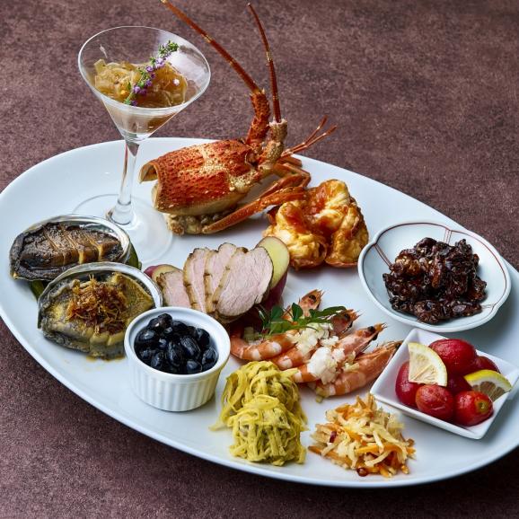 《ミシュラン掲載実績店監修》【送料無料】伊勢海老・アワビなど高級食材が楽しめる魚介の中華料理1段お重　全12品　1～2人前03
