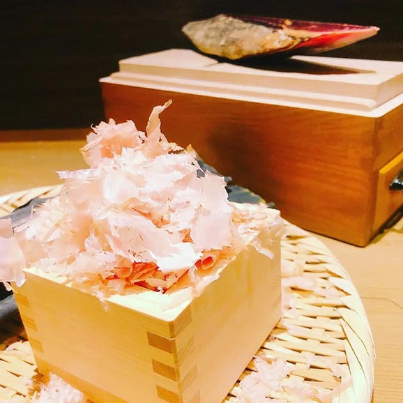 ［割烹 和の国（和歌山）］四季折々の食材を使った「和の国懐石」ペアディナーお食事券＜2名様分＞04