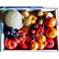 プラチナ フルーツギフト 果物詰め合わせ 贈答品 大サイズ化粧箱入り 季節で変わるフルーツセット 当店自慢の旬の果物をお届け！