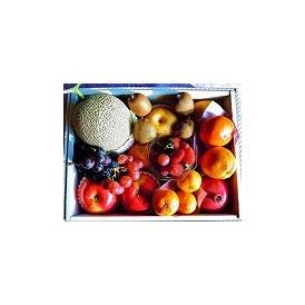 プラチナ フルーツギフト 果物詰め合わせ 贈答品 大サイズ化粧箱入り 季節で変わるフルーツセット 当店自慢の旬の果物をお届け！