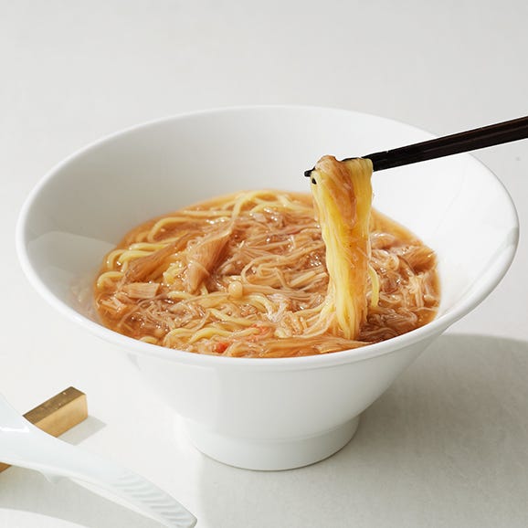 伊勢神宮外宮奉納・極上黄金スープのふかひれ麺01