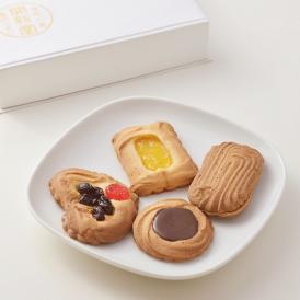 フレッシュバターの香りと生クリームのコクが広がる、昔から愛される焼き菓子です。