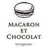 MACARON ET CHOCOLAT