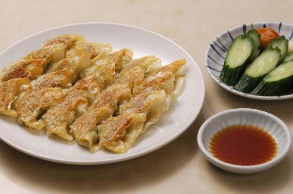 ひとくち餃子発祥店 天平