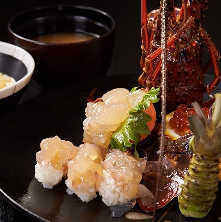 Ryukyusuppon Oyogitorafugukaiseki Fukumeshi Nahaten