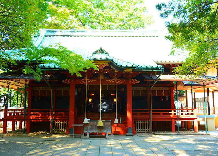8 - Akasaka Hikawa Shrine