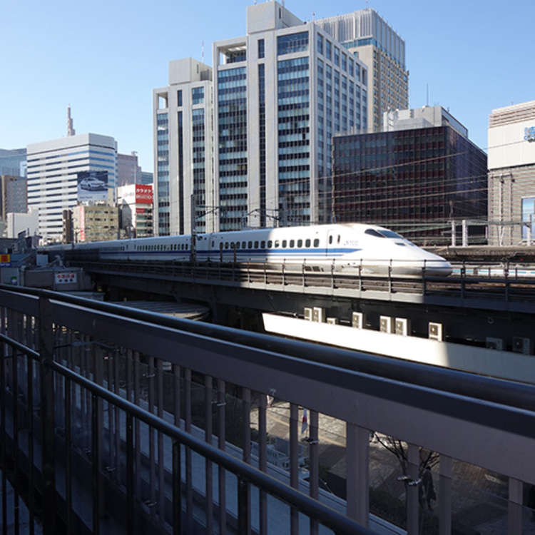 Taking Photos of the Shinkansen