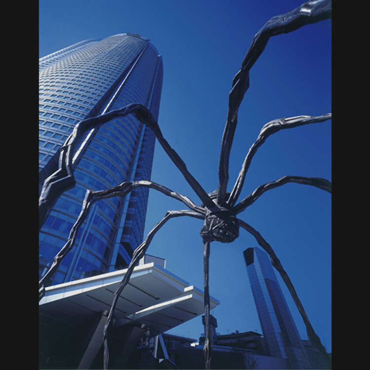 The Spider in Roppongi Hills that Catches Everyone's eye!