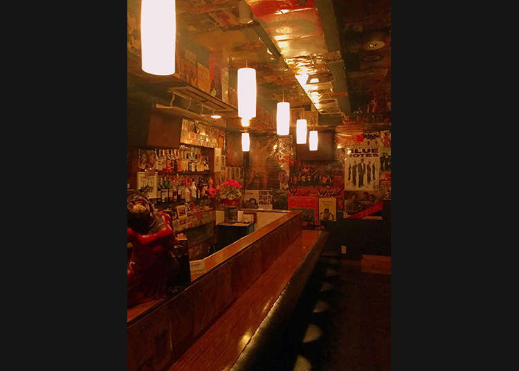 Nikmati Malam yang Bercita Rasa Dewasa di Soul Bar yang Legendaris