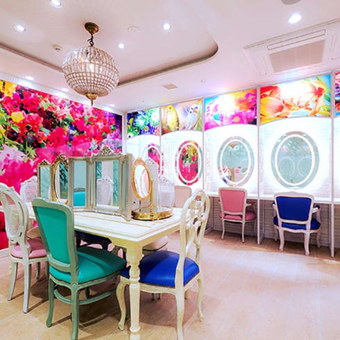 Check Out Tokyo S Top 5 Powder Rooms, Chandelier Parts Supply Osaka Japan