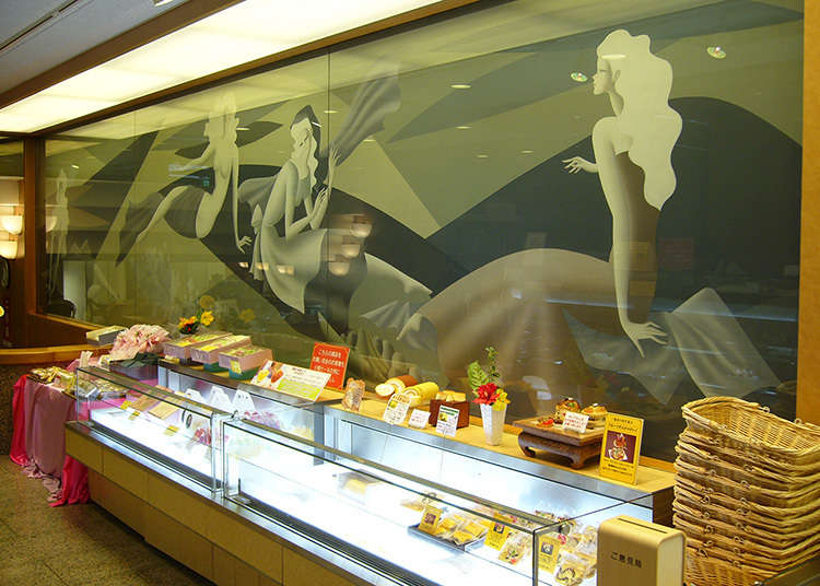 Kedai manisan ala Barat yang mengasaskan Mont Blanc yang popular di seluruh Jepun.