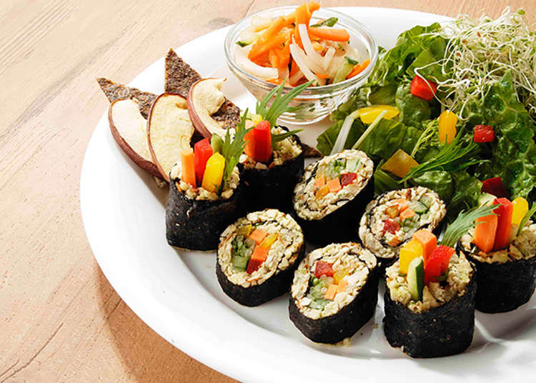 Sushi Rolls Without the Rice at Tahichian Nonicafe