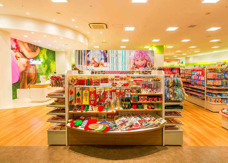 일본 100엔 샵인 다이소, 세리아에서 쇼핑을 즐기는 외국인 관광객이 급증! - Live Japan ( 일본여행·추천명소·지역정보 )
