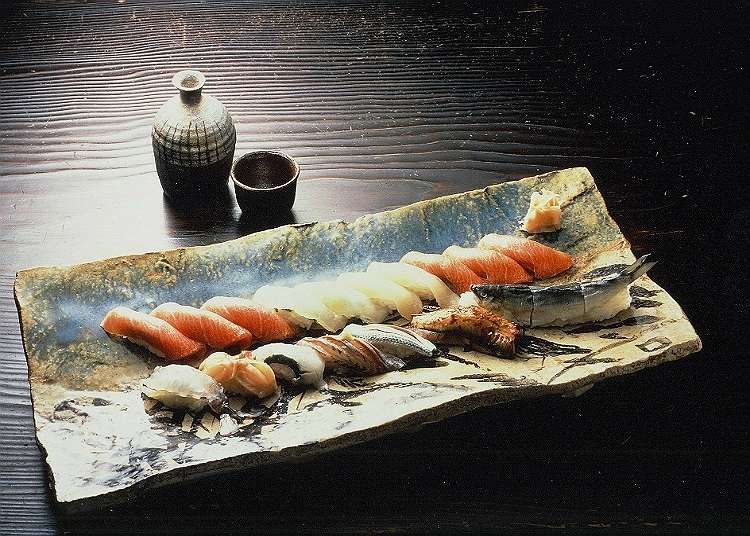 ทานอาหารกลางวันหรูหราที่ร้านซูชิชั้นเลิศ