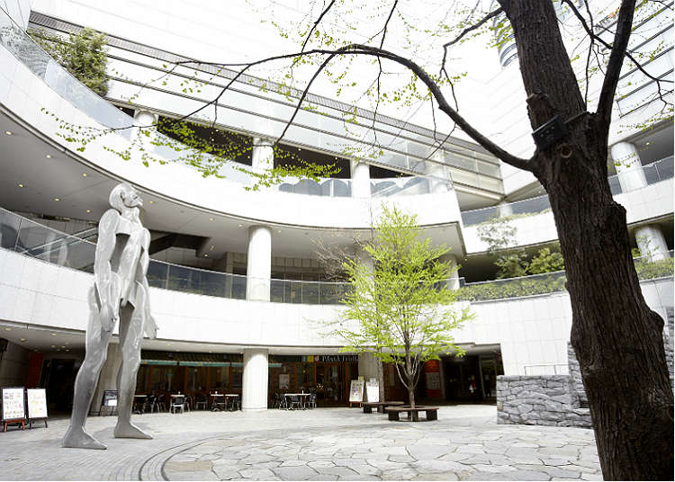如果想在新宿体验一下沉静的氛围的话