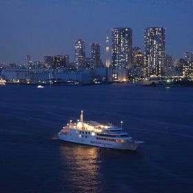 Tokyo Bay Dinner Cruise (The Symphony)
Image: KLOOK
