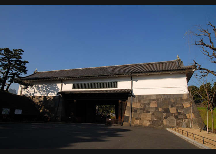 Kastel Edo Sama dengan Imperial Palace