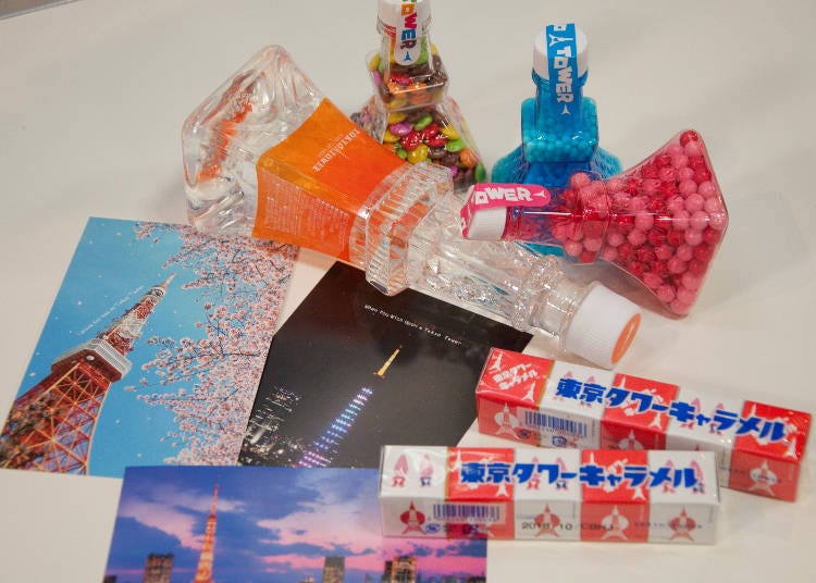 Get some Tokyo Tower souvenirs!