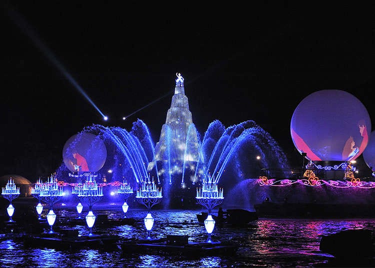 Enjoy the night with Fantasmic!