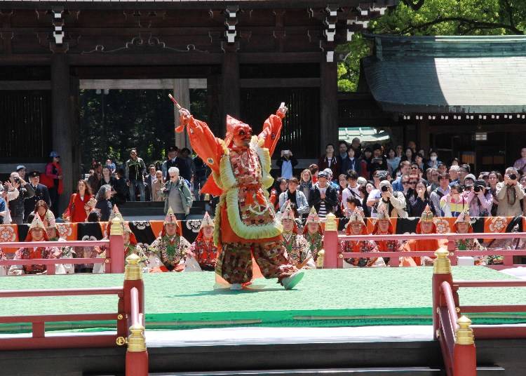 Traditional Entertainment at the Meiji Shrine Spring Grand Festival