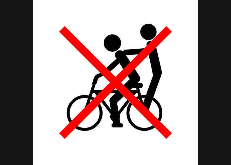 Don't ride in tandem on one bike!