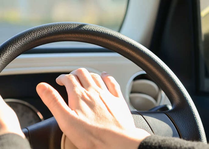 Honking a Car Horn: What You Need To Know - In The Garage with
