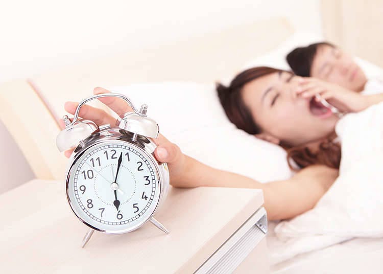 A Schedule of a Day of a Japanese Person (Weekday)