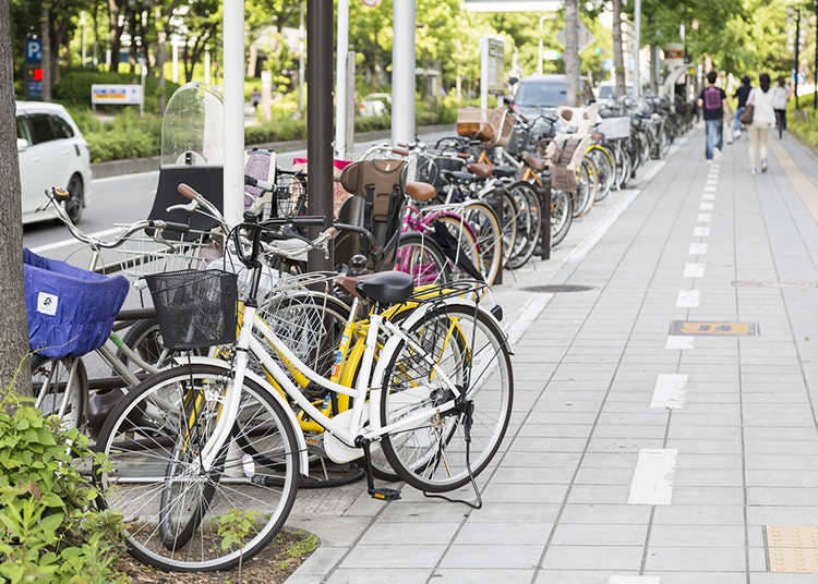 Borrowing a bicycle? Be sure to lock it up