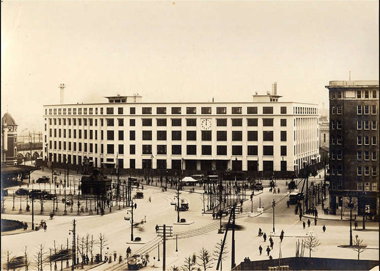 Japan's First Central Central Post Office