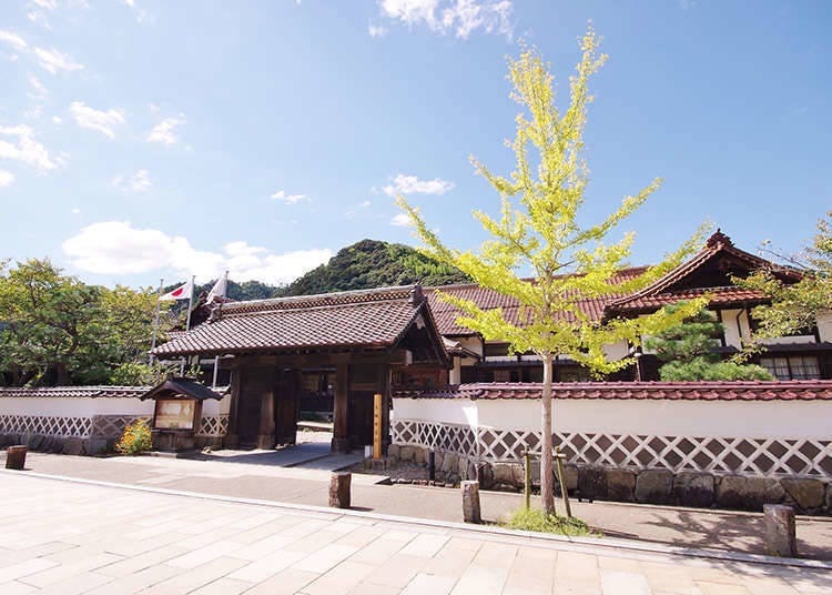 Bukeyashiki (a samurai residence)