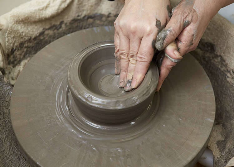 Proses Pembuatan tembikar dan Porselin