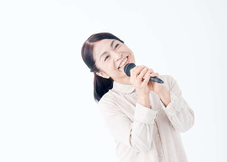 誰も聞いていない、それがカラオケの良いところ!?