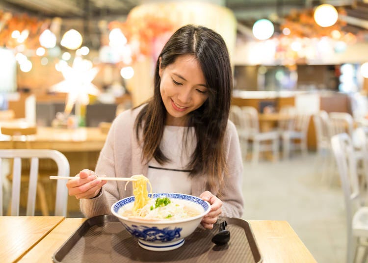How to eat ramen in Japan - manners
