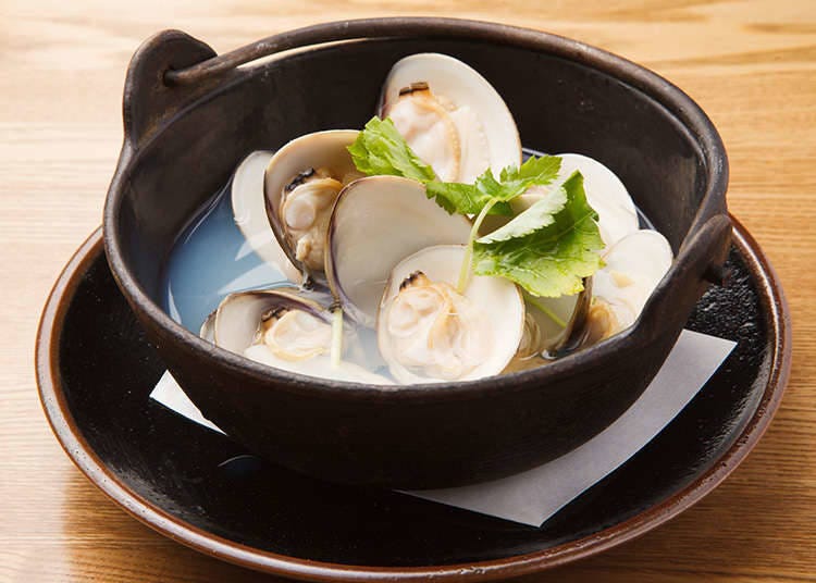 Orient clams