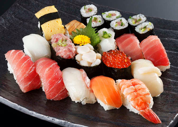 스시(초밥)는 원래 19세기초 도쿄에서 시작된 대중음식