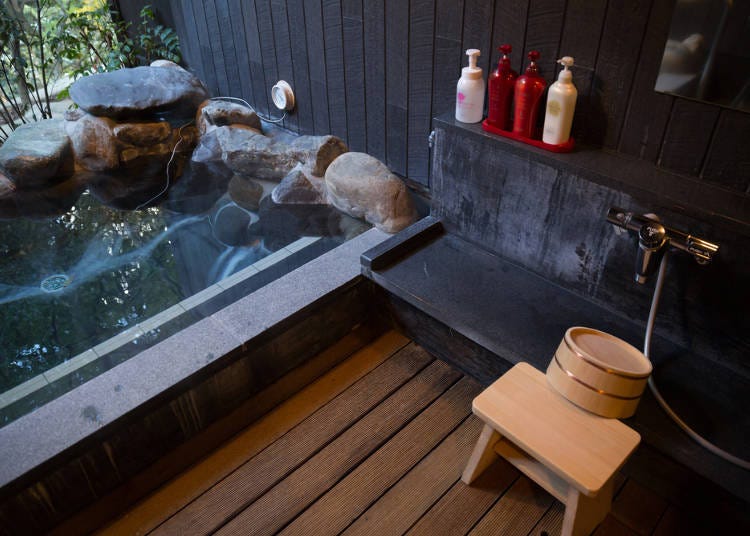 Shared Baths in Guesthouses, Ryokan, and B&Bs