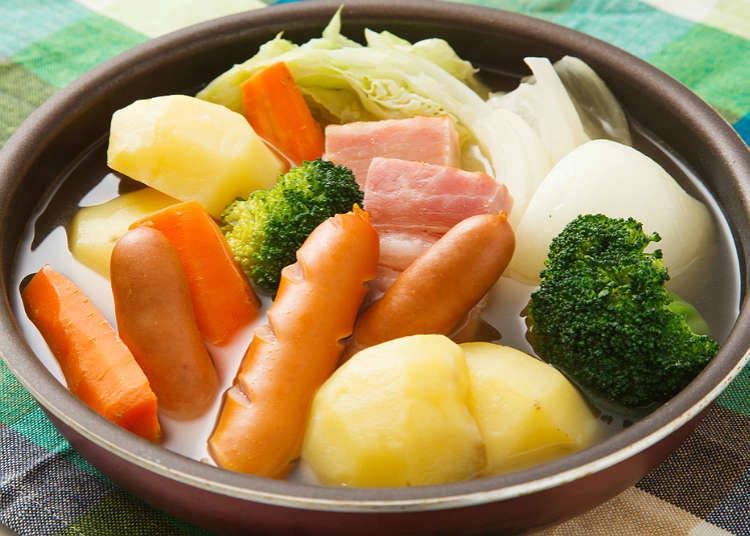 Pot-au-feu and bouillabaisse