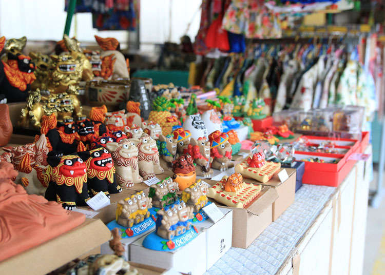 The difference between souvenir shops and antenna shops in Japan