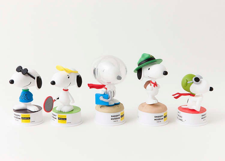 Mencari Oleh - Oleh di Snoopy Museum dan Beristirahat di Kafe