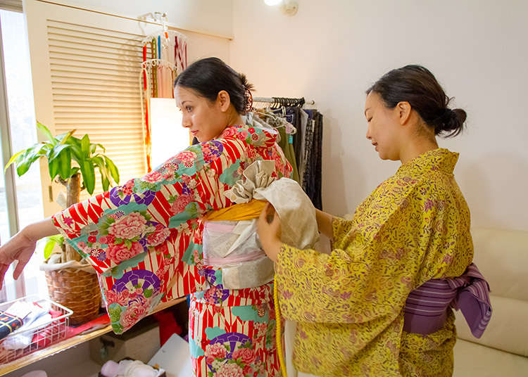 The Main Event: Putting on The Kimono
