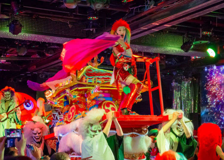Experience the Robot Restaurant During Your Tokyo Trip!