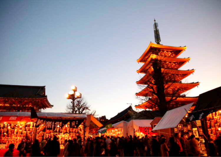 Asakusa's Hagoita-Ichi Festival