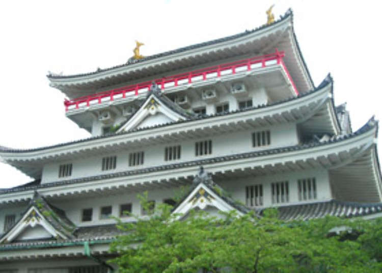 Atami Castle: An observatory commanding a view of the whole area!
