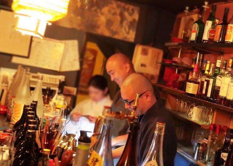 (Video) Visit to Vowz Bar: Drinking with legit monks in Tokyo!