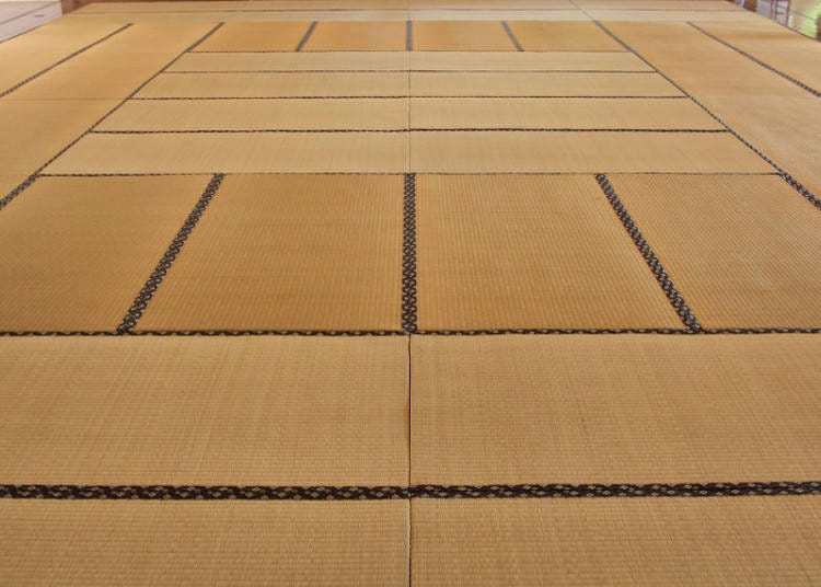 Tatami Sizes and Arrangements