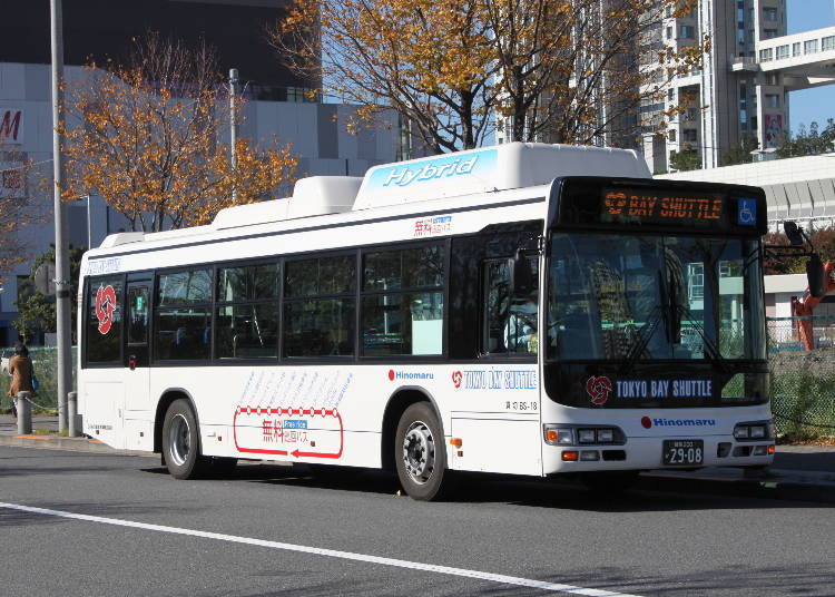 行驶于台场地区的“东京湾穿梭巴士”