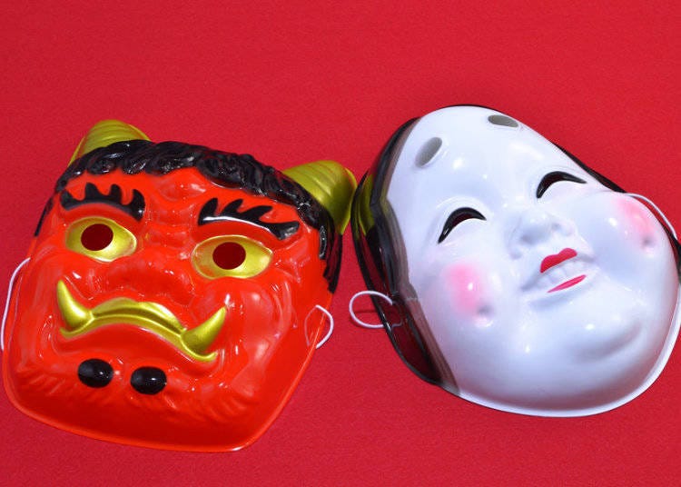 행운의 신, 오카메(둥근 얼굴에 광대뼈가 불거지고 코가 납작한 여자의 탈)