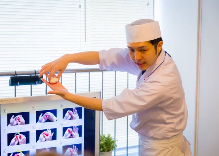 以外國人為對象的握壽司製作體驗教室